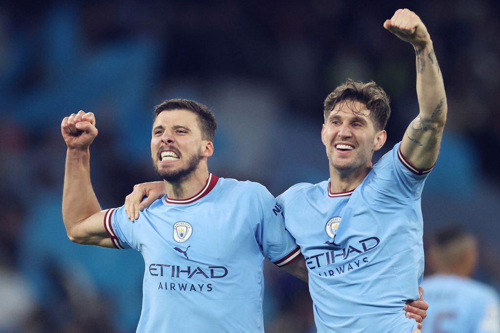 Man City đang trỗi dậy và làm chủ Manchester