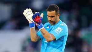 Thủ môn Claudio Bravo - Người phản bội niềm tin của Pep Guardiola